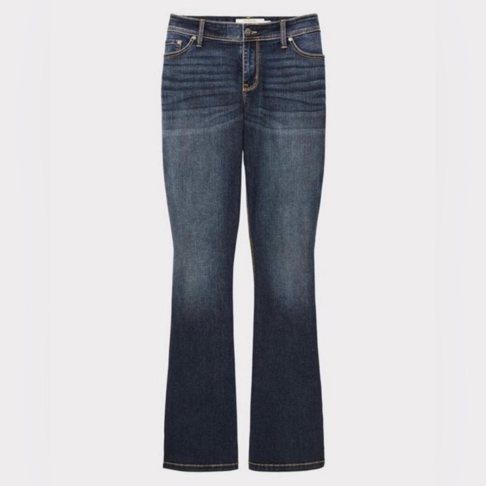 NEW TORRID- Luxe Slim Boot Super Stretch Mid-Rise Jean 18 Short NWOT